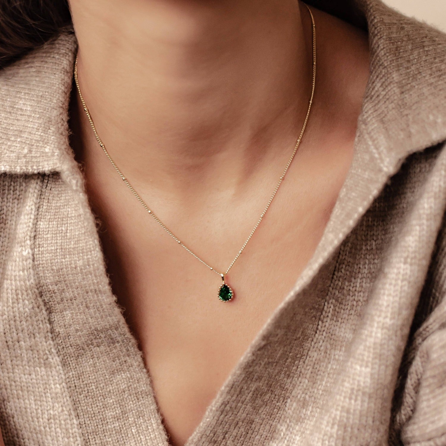 Collier Pierre de Naissance Mai Émeraude Sterling Argent